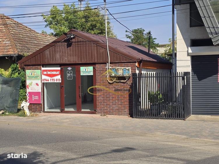 Spațiu comercial, de 40 mp, în Central