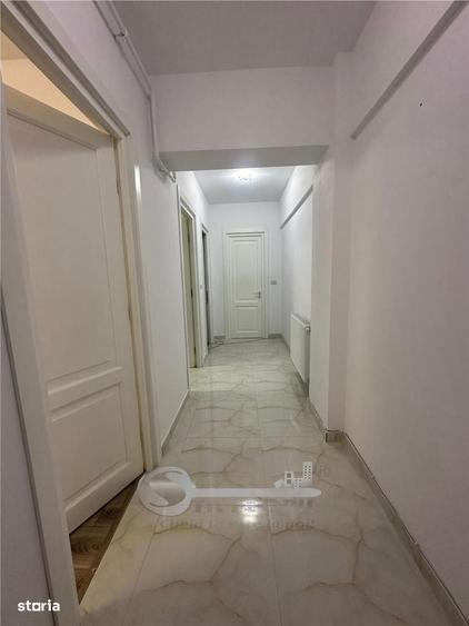 Apartament cu 2 camere decomandat în Galata