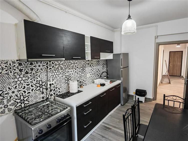 Apartament 3 camere - Drumul Taberei - Valea Doftanei - 9