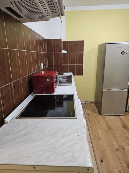 pers fizica, vand garsoniera, 28mp, et 2 6 (lift) zona Stefan cel Mare, Sibiu - 5