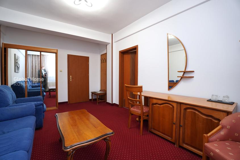 Hotel/Pensiune, de 1,480 mp, în Est
