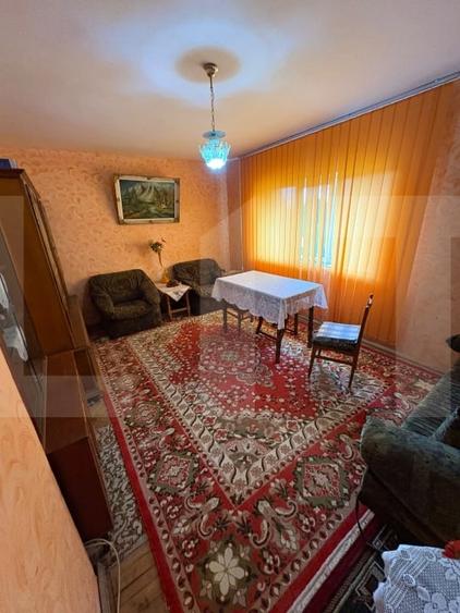 Apartament cu 4 camere decomandat, mobilat în Nord-Est