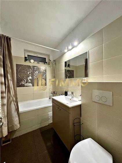 Apartament cu 3 camere semidecomandat, mobilat în Ultracentral