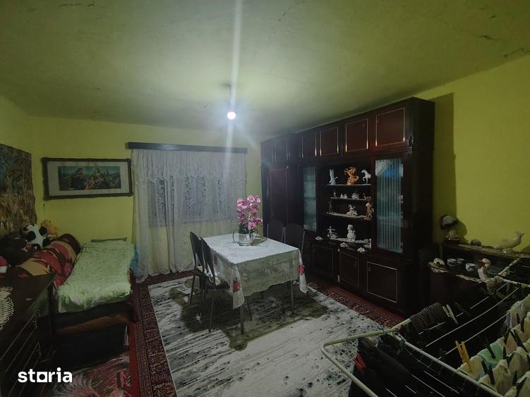 Casă cu 3 camere cu Teren 1260 Mp în Zădăreni