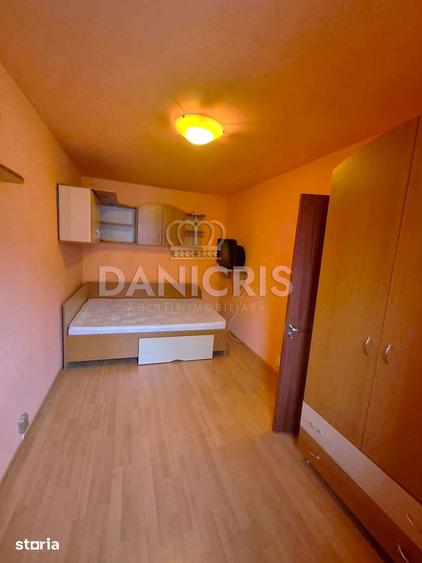 Apartament cu 2 camere semidecomandat în Coiciu