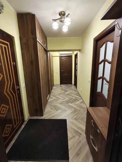 Inchiriez apartament 2 camere Mazepa 1 - 8