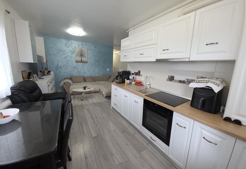 Apartament cu 2 camere decomandat, mobilat în Independenței