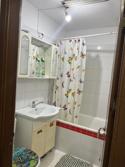 Apartament cu 2 camere decomandat în Obcini