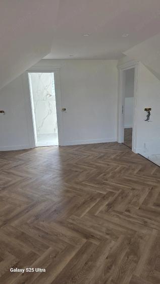 Casă cu 5 camere cu Teren 500 Mp în Horia