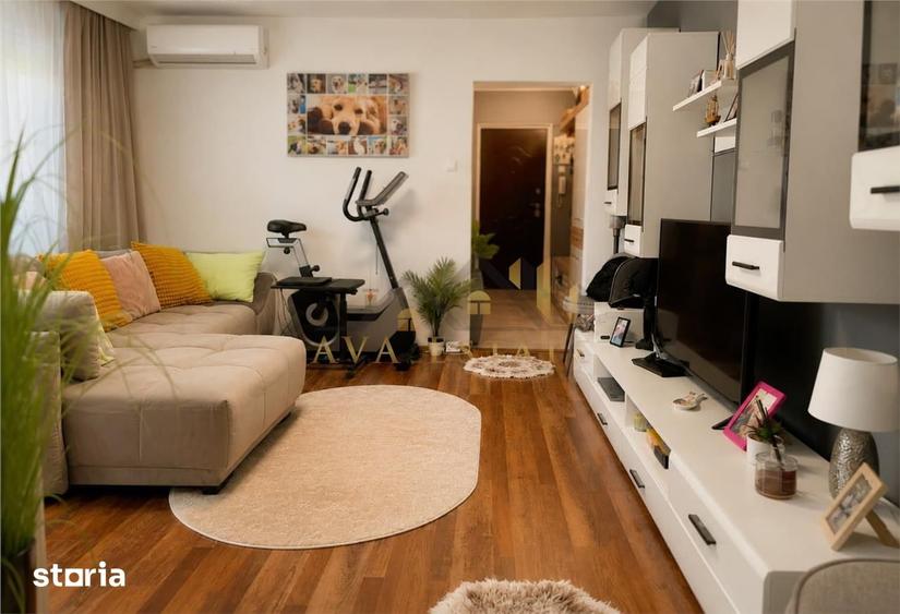 Apartament cu 2 camere semidecomandat, mobilat în Est