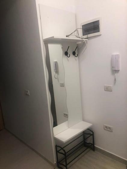 Garsonieră decomandată, mobilată în Chișoda
