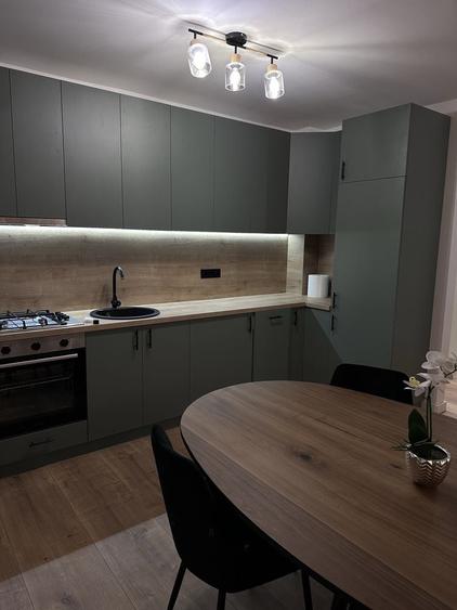 Apartament cu 2 camere decomandat în Florești
