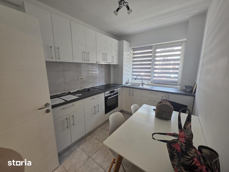 Apartament cu 2 camere decomandat în Sânpetru
