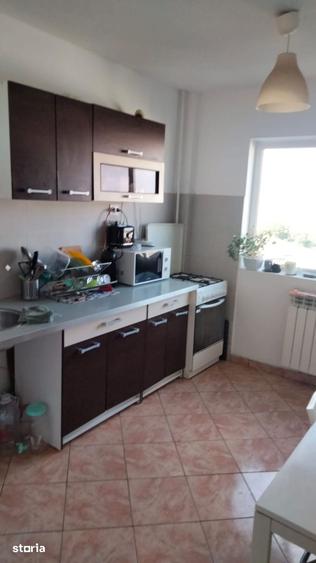 Apartament cu 3 camere în Militari