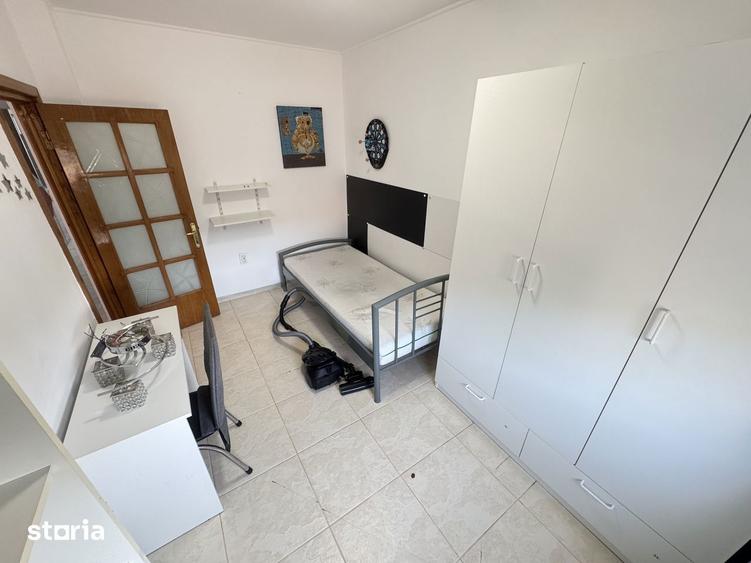 Apartament cu 3 camere decomandat, mobilat în Gara