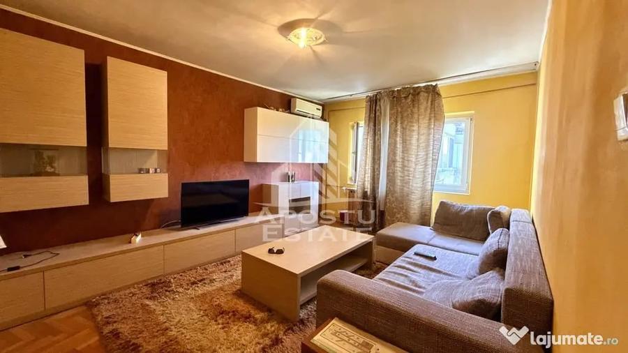 Apartament cu 3 camere decomandat în Central