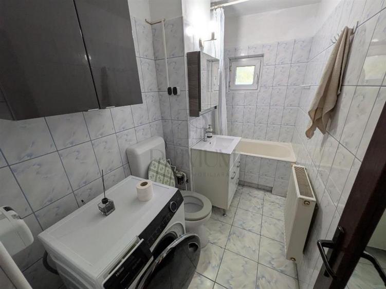 Apartament cu 3 camere semidecomandat, mobilat în Freidorf