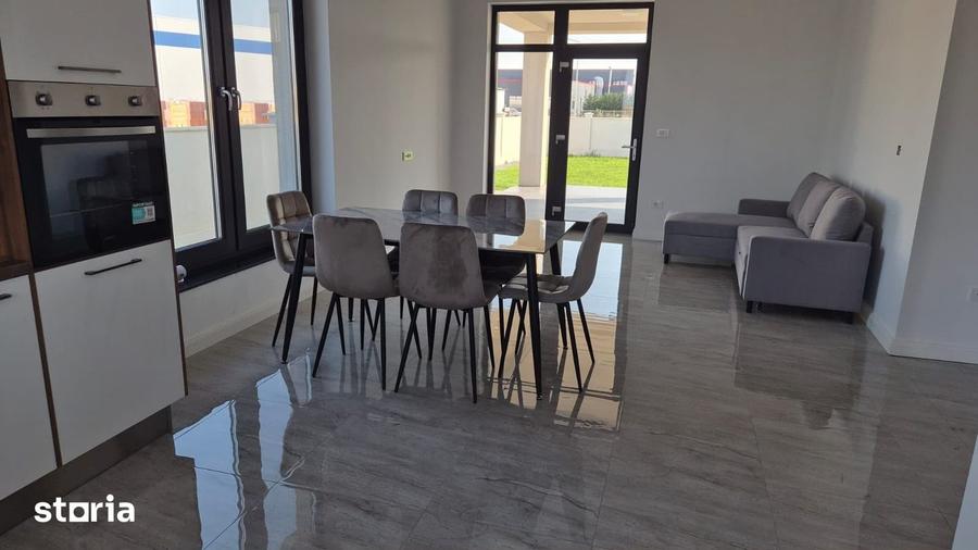 Casă cu 4 camere cu Teren 566 Mp în Central