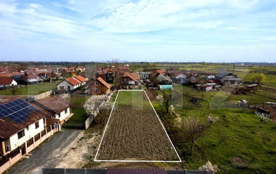 Teren Construcții intravilan de 680 mp, în Exterior Vest
