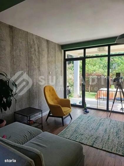 Casă cu 4 camere cu Teren 400 Mp în Florești