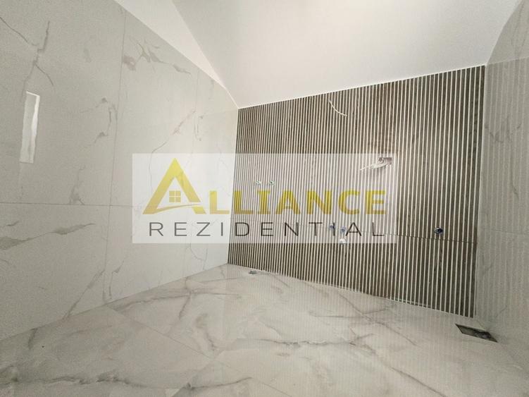 Casă individuală cu 6 camere cu Canalizare în Berceni