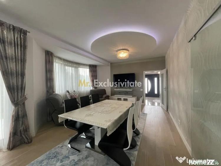Casă cu 7 camere cu Teren 1042 Mp în Cornu