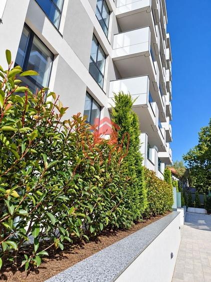 Apartament cu 3 camere semidecomandat în Iancu Nicolae