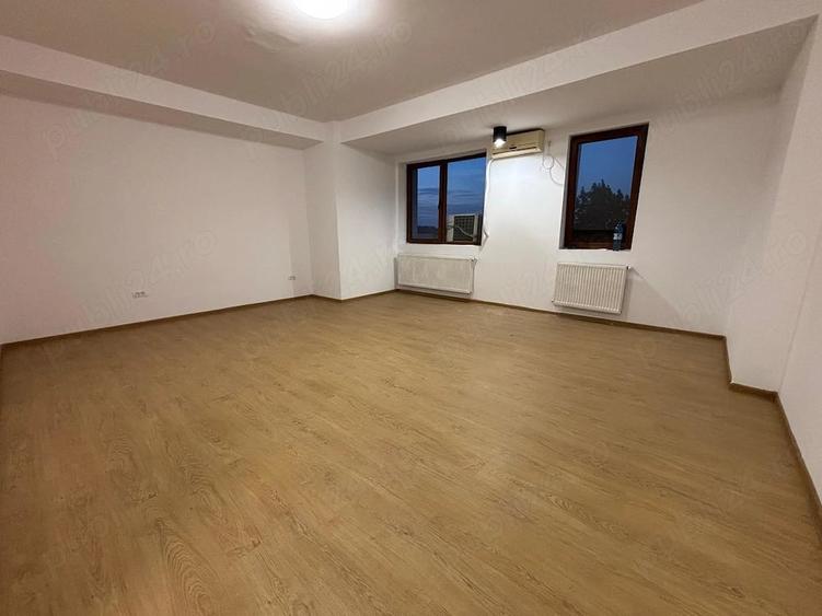 Spațiu comercial, de 520 mp, în Central