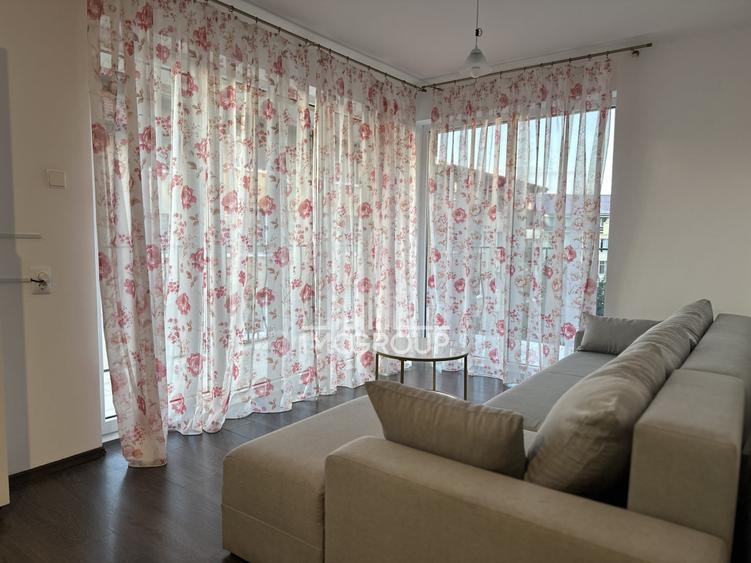 Apartament cu 3 camere decomandat, mobilat în Florești