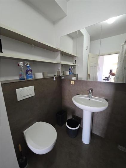 Apartament cu 2 camere semidecomandat în Plopilor