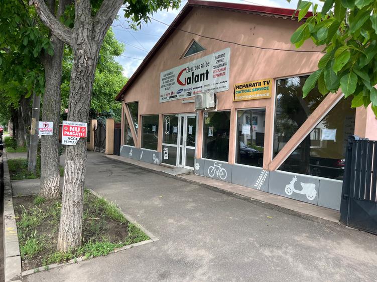 Spațiu comercial, de 98 mp, în Central