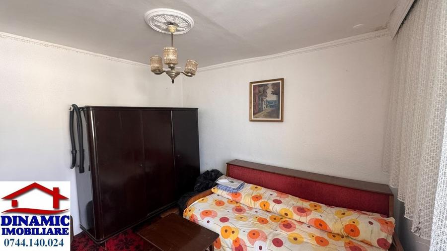 Apartament cu 2 camere decomandat în Precista