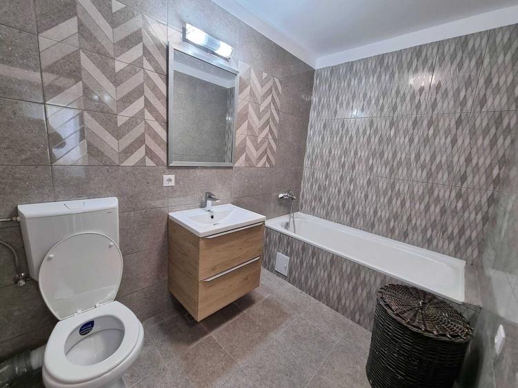 Apartament cu 2 camere semidecomandat în Florești
