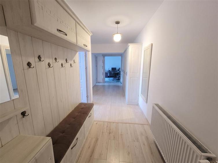 Apartament cu 2 camere decomandat în Burdujeni
