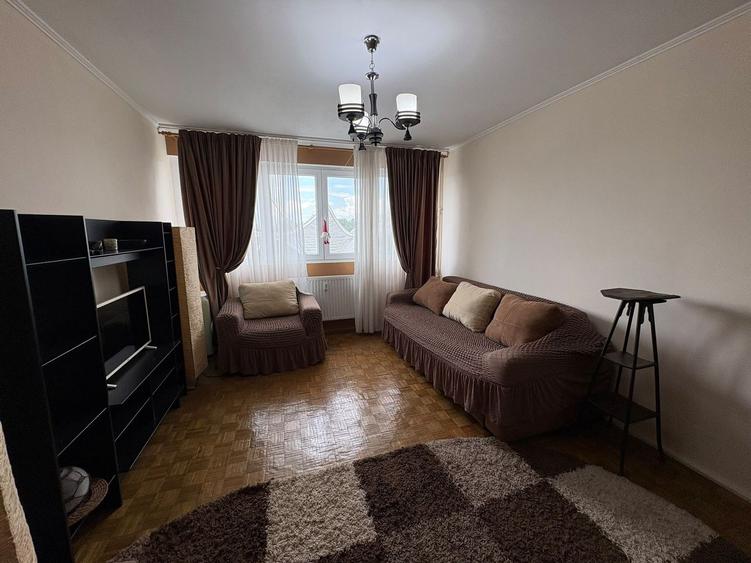 Apartament cu 2 camere decomandat, mobilat în Eroii Revoluției