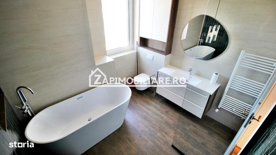 Apartament cu 3 camere decomandat în Tudor