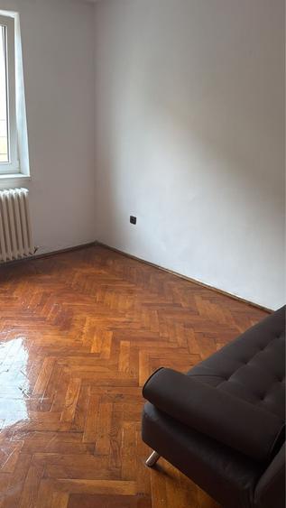 Apartament cu 2 camere în Cetate