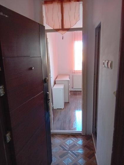 Garsonieră decomandată în Iosefin