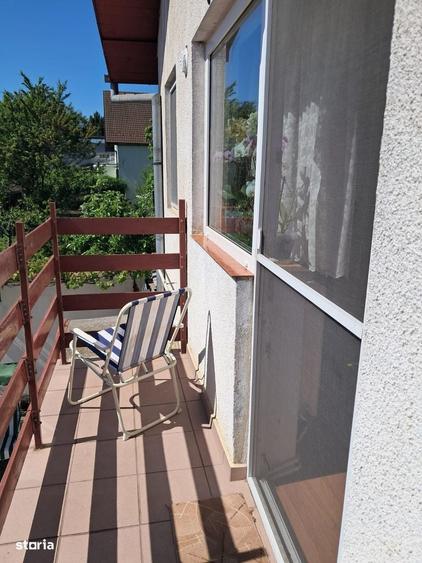 Apartament cu 3 camere în Cristian