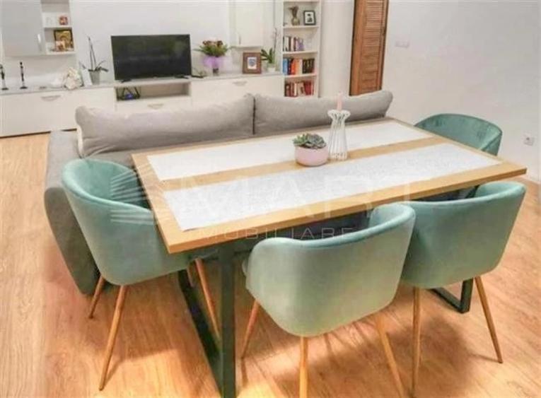 Apartament cu 3 camere decomandat în Central