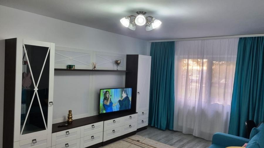 Apartament cu 2 camere decomandat, mobilat în Nicolina