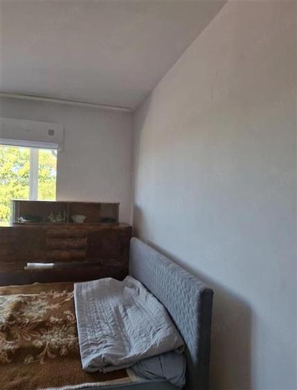Apartament cu 3 camere decomandat în Bucovina