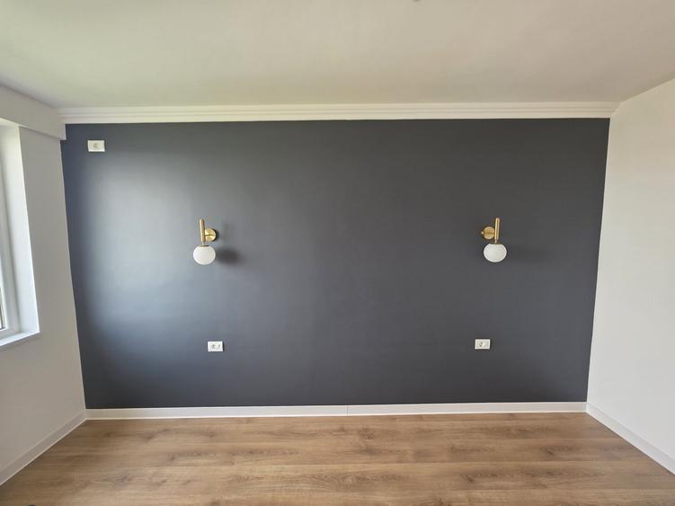 Apartament cu 3 camere semidecomandat, mobilat în Gara de Nord