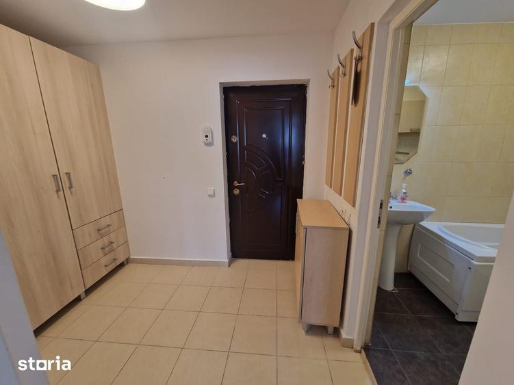 Garsonieră decomandată în Bună Ziua