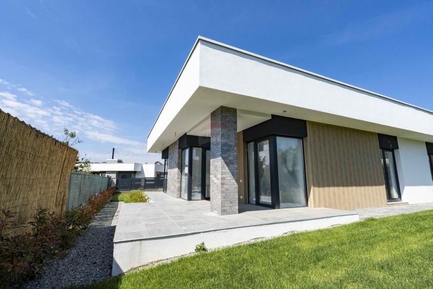 Duplex cu 4 camere cu Teren 400 Mp în Dealuri Oradea