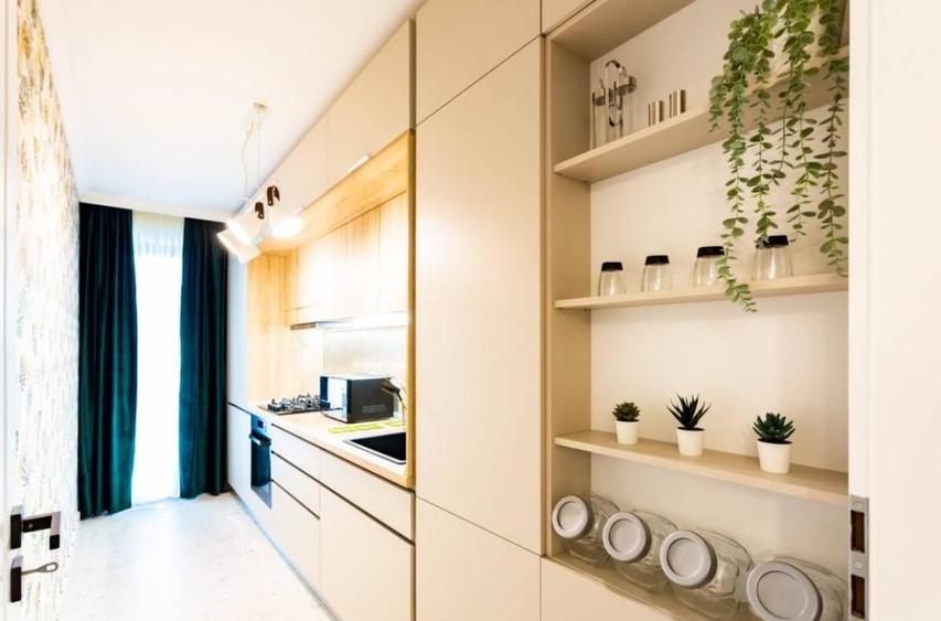 Apartament cu 2 camere decomandat, mobilat în Calea București