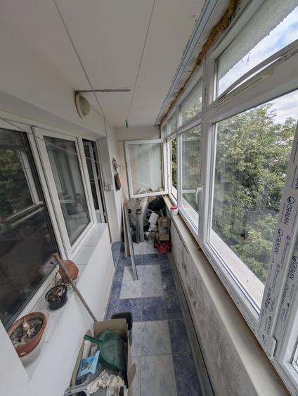 Apartament semidecomandat în Gorjului