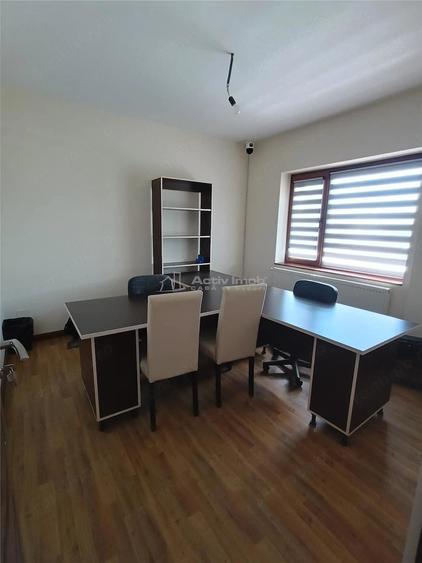 Spațiu comercial, de 100 mp, în Boldești