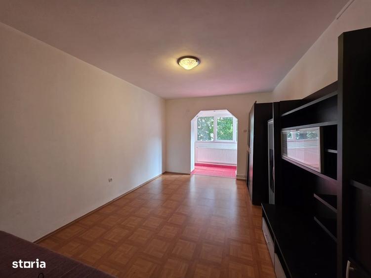 Apartament cu 2 camere decomandat în Deve