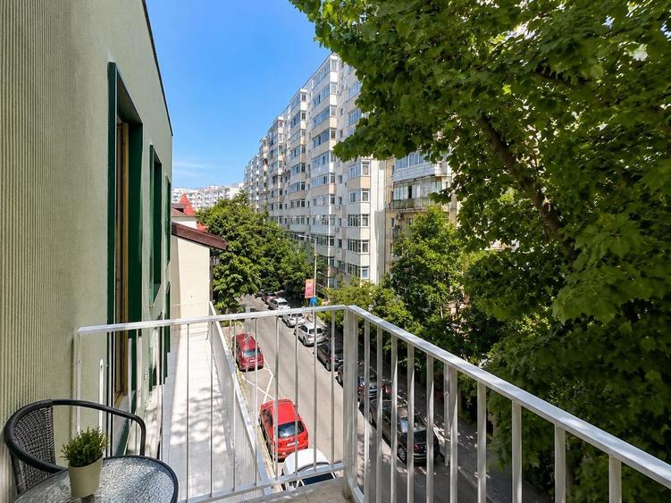 Apartament cu 2 camere semidecomandat, mobilat în Mihai Bravu